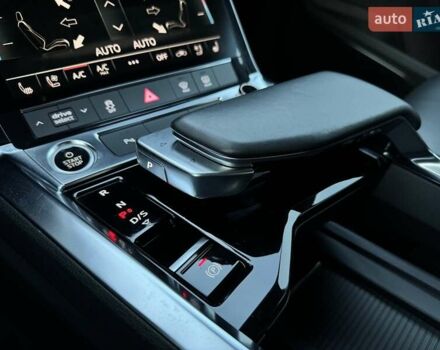 Синий Ауди E-Tron, объемом двигателя 0 л и пробегом 52 тыс. км за 37500 $, фото 86 на Automoto.ua