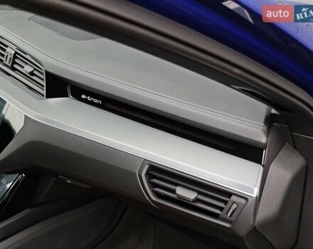 Синій Ауді E-Tron, об'ємом двигуна 0 л та пробігом 35 тис. км за 49899 $, фото 57 на Automoto.ua