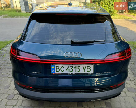 Синій Ауді E-Tron, об'ємом двигуна 0 л та пробігом 58 тис. км за 31500 $, фото 5 на Automoto.ua