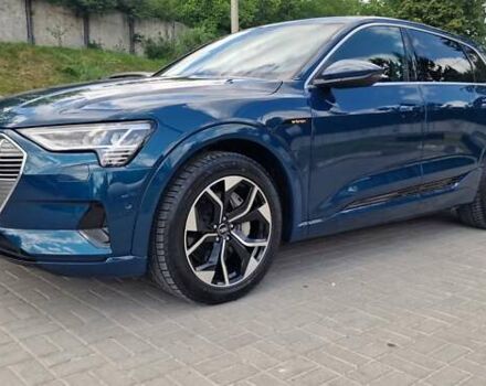 Синий Ауди E-Tron, объемом двигателя 0 л и пробегом 39 тыс. км за 36500 $, фото 34 на Automoto.ua
