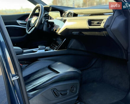 Синий Ауди E-Tron, объемом двигателя 0 л и пробегом 98 тыс. км за 30990 $, фото 37 на Automoto.ua