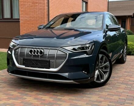 Синій Ауді E-Tron, об'ємом двигуна 0 л та пробігом 32 тис. км за 37999 $, фото 1 на Automoto.ua
