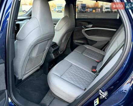 Синий Ауди E-Tron, объемом двигателя 0 л и пробегом 44 тыс. км за 46600 $, фото 49 на Automoto.ua