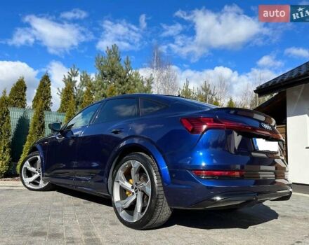 Синій Ауді E-Tron, об'ємом двигуна 0 л та пробігом 50 тис. км за 47000 $, фото 5 на Automoto.ua
