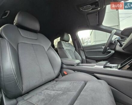 Синий Ауди E-Tron, объемом двигателя 0 л и пробегом 49 тыс. км за 39900 $, фото 18 на Automoto.ua