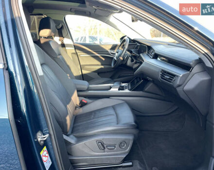 Синий Ауди E-Tron, объемом двигателя 0 л и пробегом 59 тыс. км за 34500 $, фото 65 на Automoto.ua