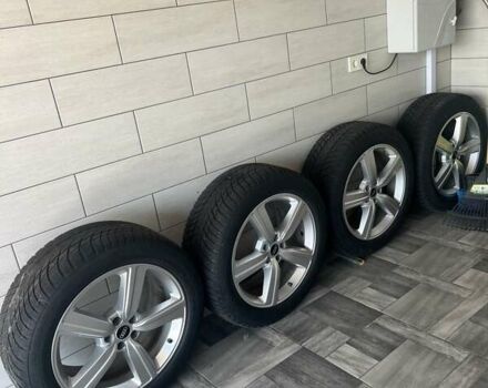 Синий Ауди E-Tron, объемом двигателя 0 л и пробегом 59 тыс. км за 45800 $, фото 32 на Automoto.ua