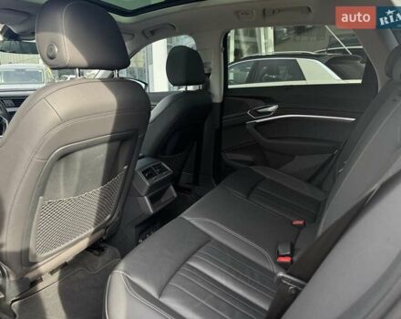 Синий Ауди E-Tron, объемом двигателя 0 л и пробегом 88 тыс. км за 36000 $, фото 20 на Automoto.ua