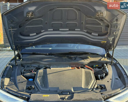 Синий Ауди E-Tron, объемом двигателя 0 л и пробегом 98 тыс. км за 30990 $, фото 39 на Automoto.ua