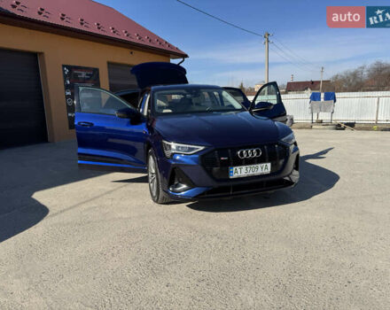 Синий Ауди E-Tron, объемом двигателя 0 л и пробегом 46 тыс. км за 35900 $, фото 1 на Automoto.ua