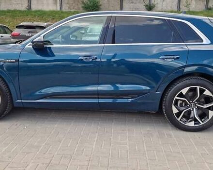 Синий Ауди E-Tron, объемом двигателя 0 л и пробегом 39 тыс. км за 36500 $, фото 28 на Automoto.ua