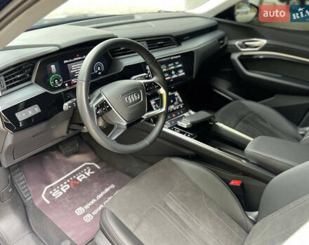 Синий Ауди E-Tron, объемом двигателя 0 л и пробегом 27 тыс. км за 42500 $, фото 22 на Automoto.ua