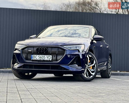 Синий Ауди E-Tron, объемом двигателя 0 л и пробегом 52 тыс. км за 41550 $, фото 1 на Automoto.ua