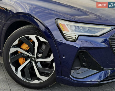 Синий Ауди E-Tron, объемом двигателя 0 л и пробегом 52 тыс. км за 41550 $, фото 18 на Automoto.ua