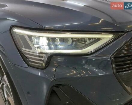 Синий Ауди E-Tron, объемом двигателя 0 л и пробегом 108 тыс. км за 32900 $, фото 4 на Automoto.ua