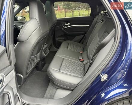 Синій Ауді E-Tron, об'ємом двигуна 0 л та пробігом 60 тис. км за 47800 $, фото 28 на Automoto.ua