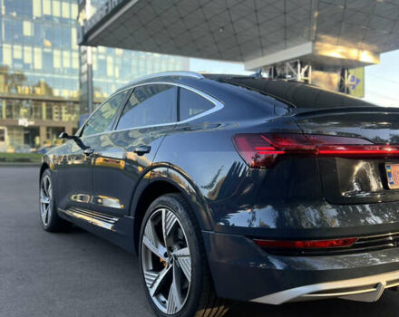 Синий Ауди E-Tron, объемом двигателя 0 л и пробегом 50 тыс. км за 45000 $, фото 27 на Automoto.ua