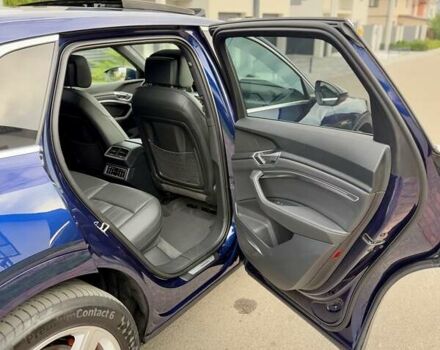 Синий Ауди E-Tron, объемом двигателя 0 л и пробегом 112 тыс. км за 36900 $, фото 74 на Automoto.ua