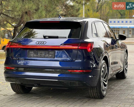 Синий Ауди E-Tron, объемом двигателя 0 л и пробегом 27 тыс. км за 42500 $, фото 14 на Automoto.ua