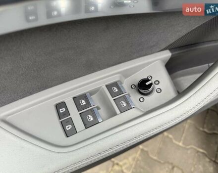 Синій Ауді E-Tron, об'ємом двигуна 0 л та пробігом 50 тис. км за 37900 $, фото 39 на Automoto.ua