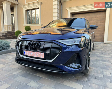 Ауди E-Tron 2022 в Черновцах на Automoto.ua Синий Ауди E-Tron, объемом двигателя 0 л и пробегом 52 тыс. км за 39500 $, фото 19 на Automoto.ua