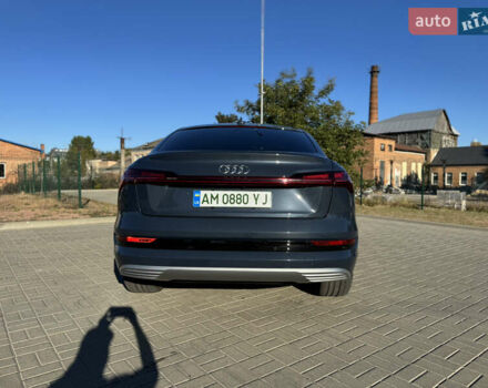 Синий Ауди E-Tron, объемом двигателя 0 л и пробегом 76 тыс. км за 36500 $, фото 5 на Automoto.ua