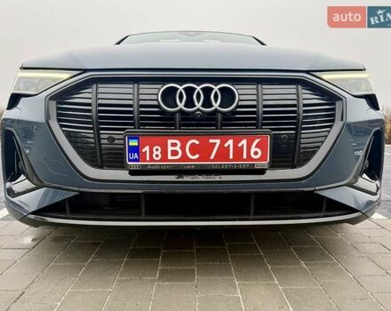 Синій Ауді E-Tron, об'ємом двигуна 0 л та пробігом 64 тис. км за 41900 $, фото 8 на Automoto.ua
