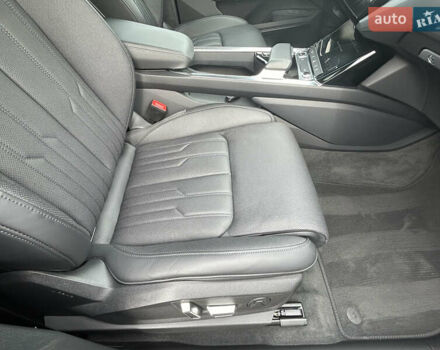 Синий Ауди E-Tron, объемом двигателя 0 л и пробегом 16 тыс. км за 41908 $, фото 12 на Automoto.ua