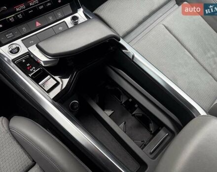 Синій Ауді E-Tron, об'ємом двигуна 0 л та пробігом 50 тис. км за 37900 $, фото 32 на Automoto.ua