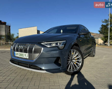 Синий Ауди E-Tron, объемом двигателя 0 л и пробегом 76 тыс. км за 36500 $, фото 2 на Automoto.ua