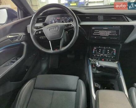 Синий Ауди E-Tron, объемом двигателя 0 л и пробегом 108 тыс. км за 32900 $, фото 7 на Automoto.ua