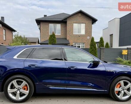Синий Ауди E-Tron, объемом двигателя 0 л и пробегом 112 тыс. км за 36900 $, фото 5 на Automoto.ua