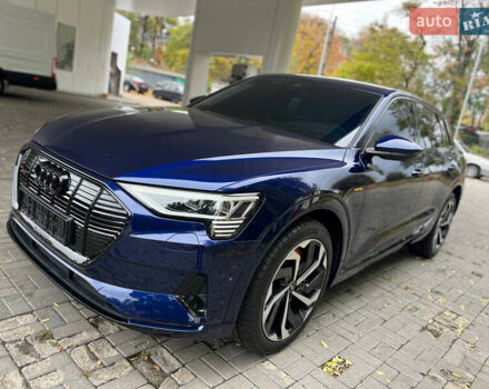 Синий Ауди E-Tron, объемом двигателя 0 л и пробегом 27 тыс. км за 42500 $, фото 7 на Automoto.ua