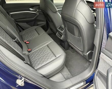 Синій Ауді E-Tron, об'ємом двигуна 0 л та пробігом 60 тис. км за 47800 $, фото 29 на Automoto.ua