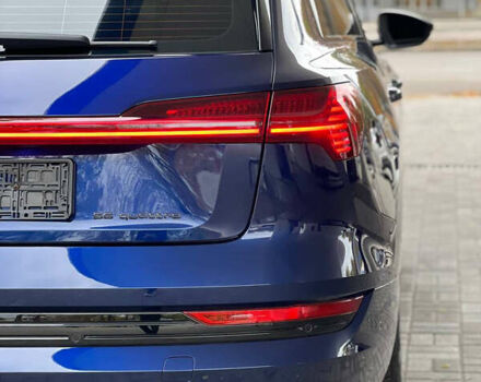 Синий Ауди E-Tron, объемом двигателя 0 л и пробегом 27 тыс. км за 42500 $, фото 12 на Automoto.ua