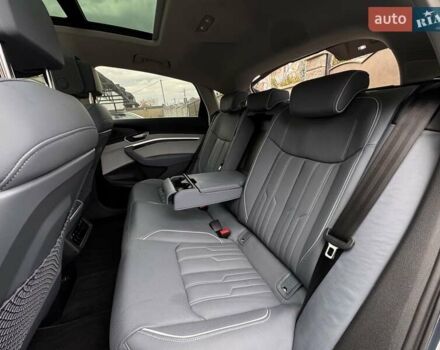 Синий Ауди E-Tron, объемом двигателя 0 л и пробегом 38 тыс. км за 44900 $, фото 16 на Automoto.ua