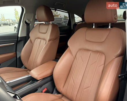 Синий Ауди E-Tron, объемом двигателя 0 л и пробегом 99 тыс. км за 39500 $, фото 53 на Automoto.ua