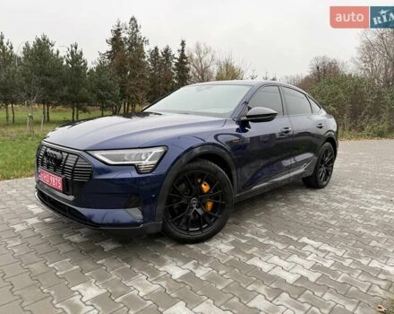 Синій Ауді E-Tron, об'ємом двигуна 0 л та пробігом 60 тис. км за 47800 $, фото 1 на Automoto.ua