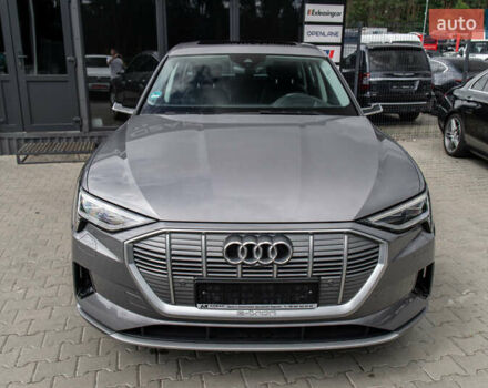 Синий Ауди E-Tron, объемом двигателя 0 л и пробегом 85 тыс. км за 37990 $, фото 37 на Automoto.ua