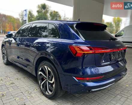 Синий Ауди E-Tron, объемом двигателя 0 л и пробегом 27 тыс. км за 42500 $, фото 18 на Automoto.ua
