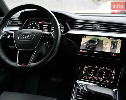 Синий Ауди E-Tron, объемом двигателя 0 л и пробегом 17 тыс. км за 50190 $, фото 11 на Automoto.ua