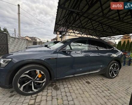 Синий Ауди E-Tron, объемом двигателя 0 л и пробегом 38 тыс. км за 44900 $, фото 2 на Automoto.ua
