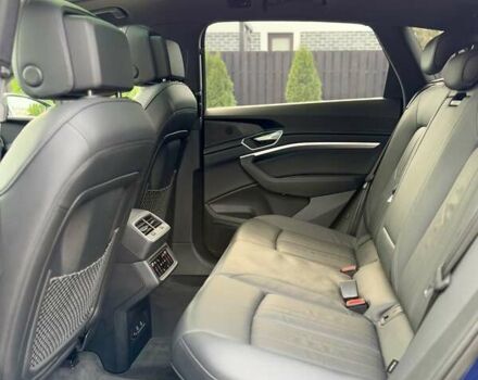 Синий Ауди E-Tron, объемом двигателя 0 л и пробегом 112 тыс. км за 36900 $, фото 77 на Automoto.ua