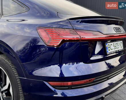 Синий Ауди E-Tron, объемом двигателя 0 л и пробегом 52 тыс. км за 41550 $, фото 24 на Automoto.ua