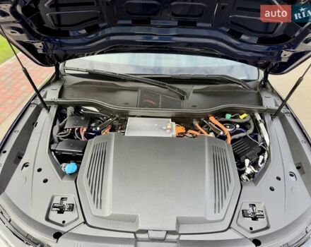 Синий Ауди E-Tron, объемом двигателя 0 л и пробегом 112 тыс. км за 36900 $, фото 54 на Automoto.ua