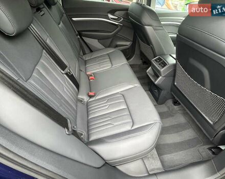 Синий Ауди E-Tron, объемом двигателя 0 л и пробегом 16 тыс. км за 41908 $, фото 15 на Automoto.ua