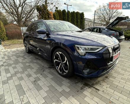 Синий Ауди E-Tron, объемом двигателя 0 л и пробегом 16 тыс. км за 41908 $, фото 4 на Automoto.ua