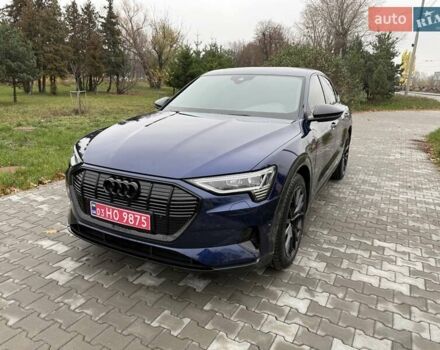 Синій Ауді E-Tron, об'ємом двигуна 0 л та пробігом 60 тис. км за 47800 $, фото 18 на Automoto.ua