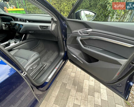 Синий Ауди E-Tron, объемом двигателя 0 л и пробегом 16 тыс. км за 41908 $, фото 14 на Automoto.ua