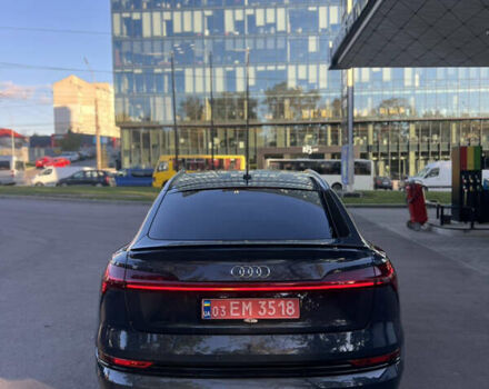 Синий Ауди E-Tron, объемом двигателя 0 л и пробегом 50 тыс. км за 45000 $, фото 26 на Automoto.ua